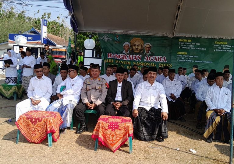 Forkopimcam Jaken Gelar Upacara Peringatan Hari Santri Nasional