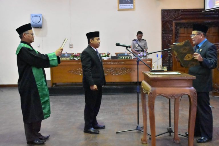 Posisi Gunawan di DPRD Grobogan Digantikan Lutvi Asnawi Melalui PAW