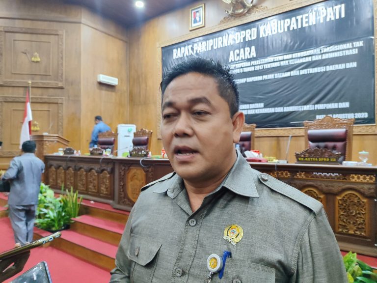 APBD 2024 Disepakati, Fokus Perbaikan Infrastruktur hingga Penanganan Kemiskinan Ekstrim