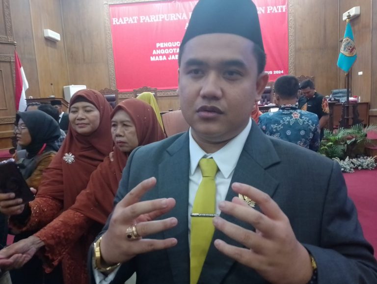 Anggota DPRD yang Baru Ini Komitmen Bangun Pati