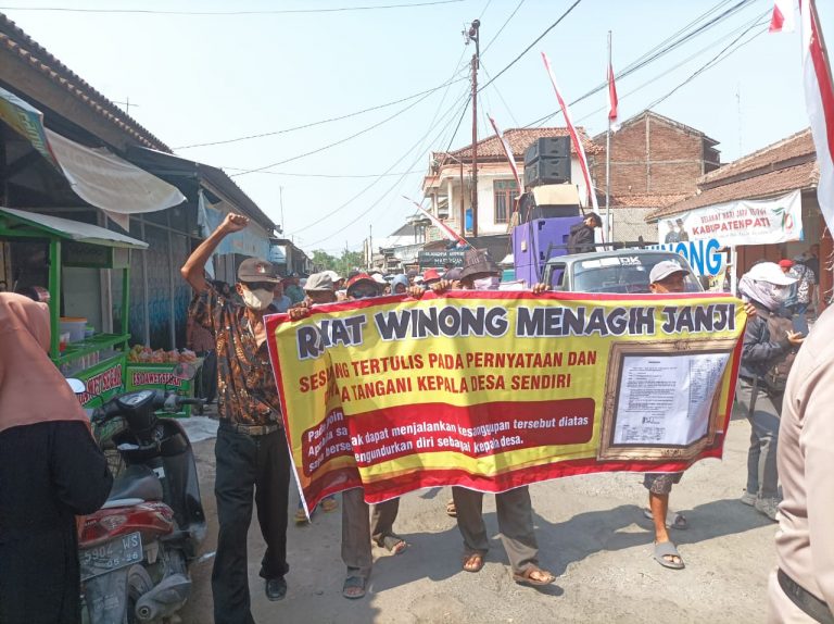 Warga Desak Kades Winong Turun dari Jabatannya