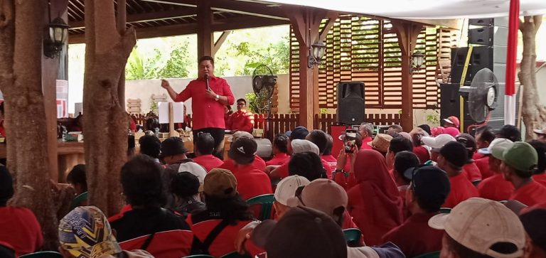 Pasangan Wahyu-Haryono Janji Bangun Infrastruktur hingga Tingkatkan Kesejahteraan Guru