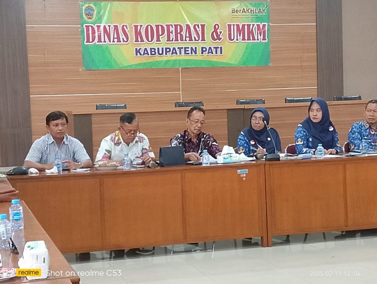 Anggota KUD Sarono Mino Kabupaten Pati Datangi Kantor Dinkop Meminta Tunda RAT